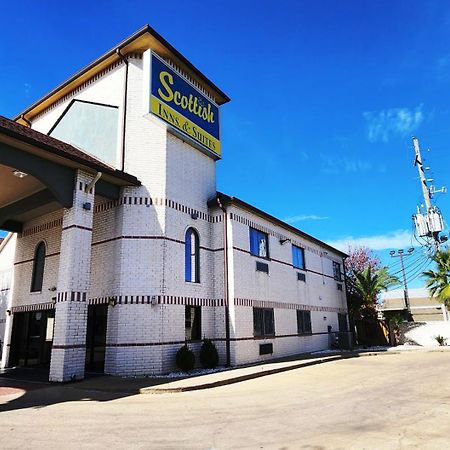 Scottish Inn & Suites Sam Houston Parkway Kültér fotó