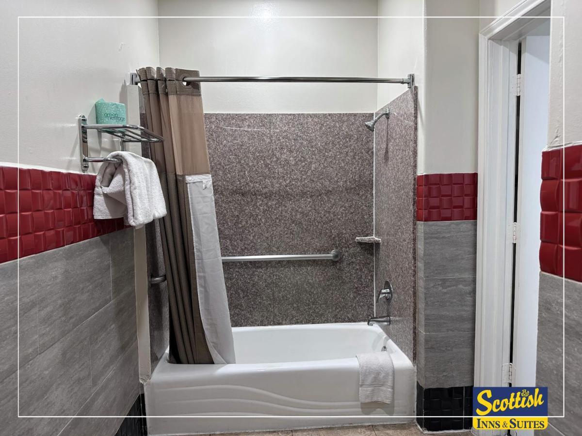 Scottish Inn & Suites Sam Houston Parkway Kültér fotó